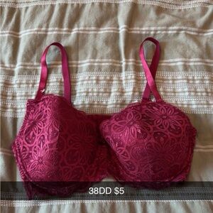 Elegant Lace Burgundy Bra